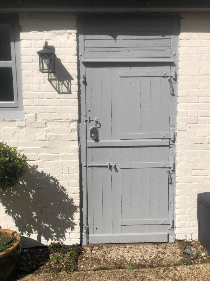 *New* Hartest Vineyard 2 Bed Cottage With Parking 外观 照片
