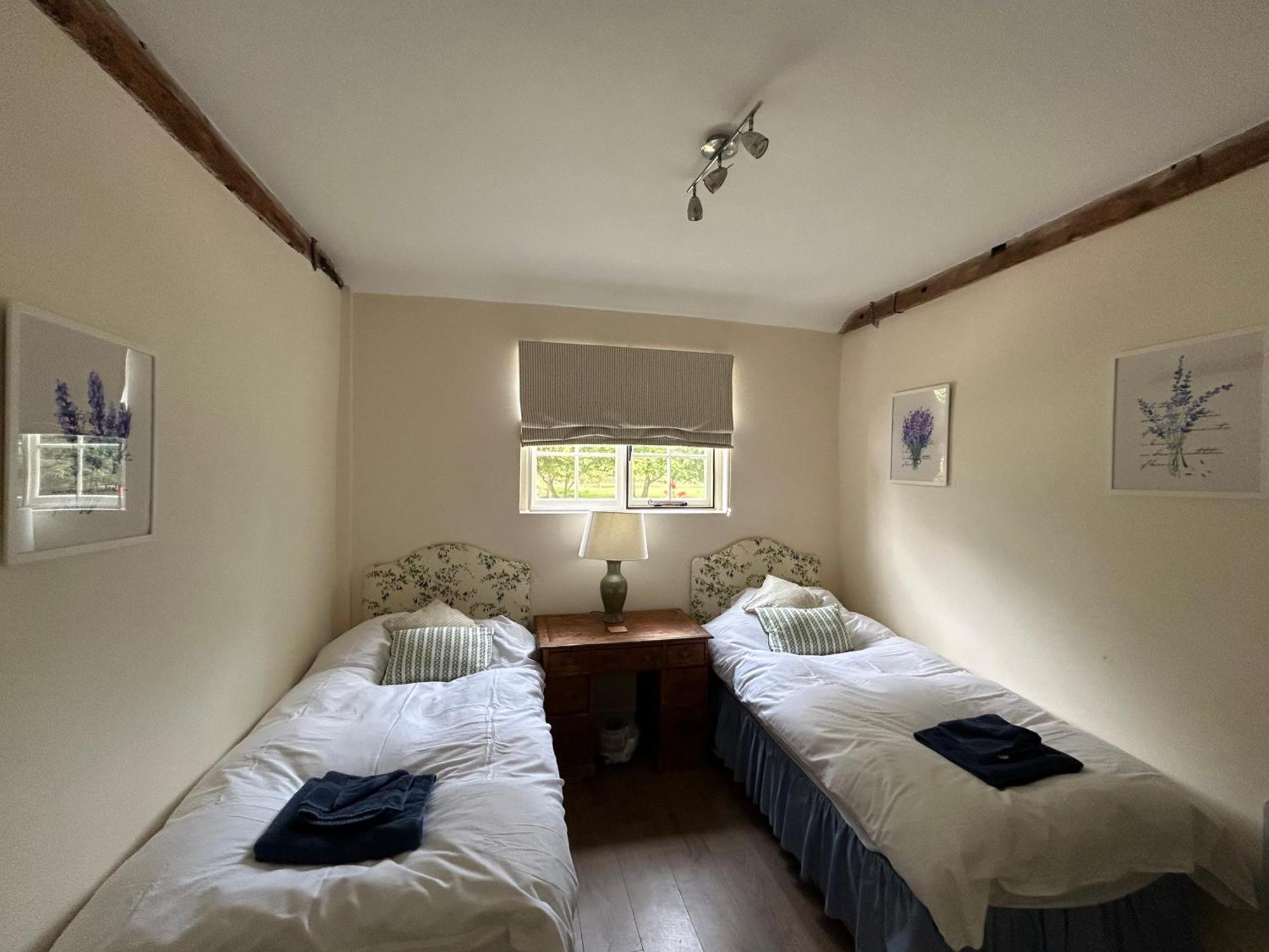 *New* Hartest Vineyard 2 Bed Cottage With Parking 外观 照片